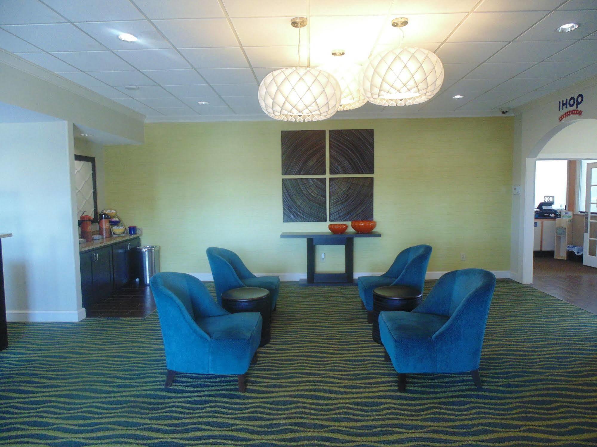 Days Inn By Wyndham Adel I-75 Dış mekan fotoğraf